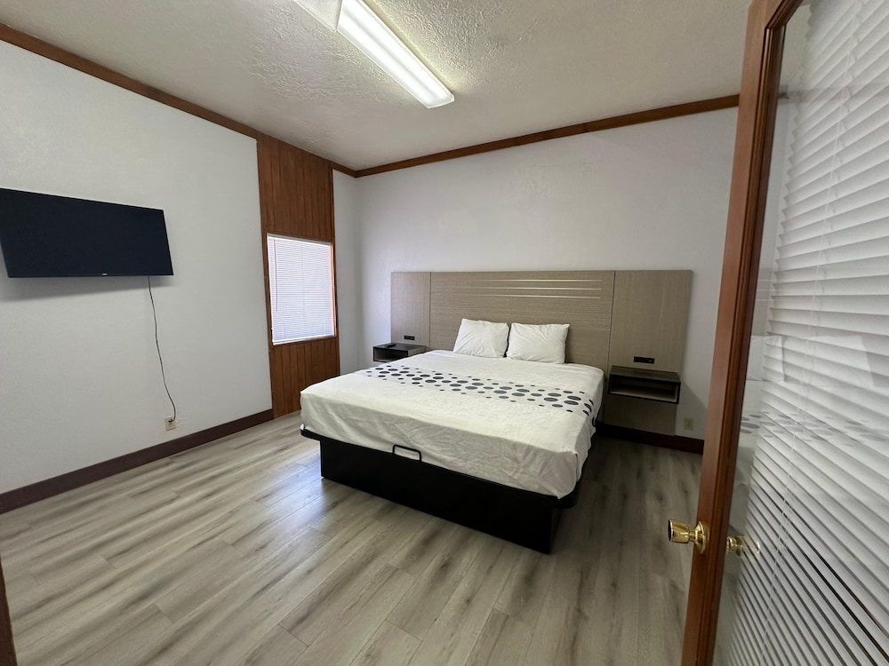 Hotel 191 Moab - photo 32