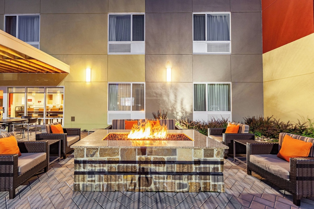 TownePlace Suites by Marriott Front Royal - photo 24