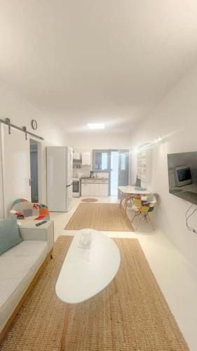 Aggelos Apartment Central in Antiparos — 4-Star Luxury Hotel in Antiparos, Greece