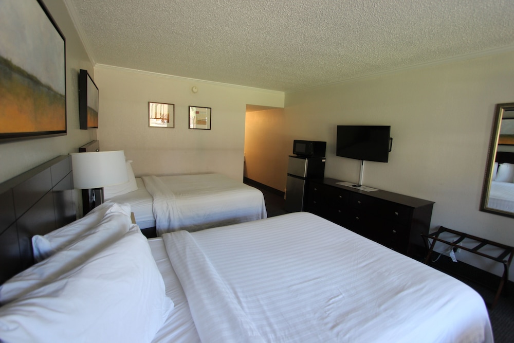 At Home Inn & Suites - photo 26