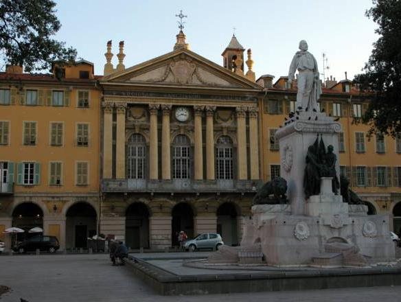 Le Blason - last minute hotel in Nice