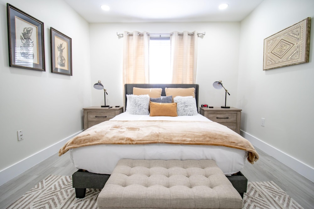 Good Vibes Oasis Cozy Townhome With Parking — hotel in Cutler Bay