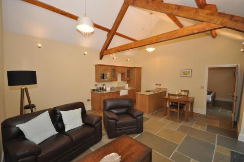 Molesworth Barn — Bideford — photo 2