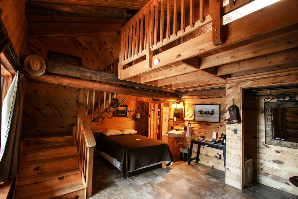 Judith Mountain Lodge - photo 15