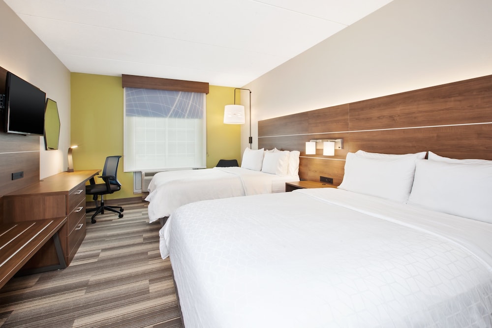 Holiday Inn Express Hotel & Suites Warrenton by IHG - photo 14