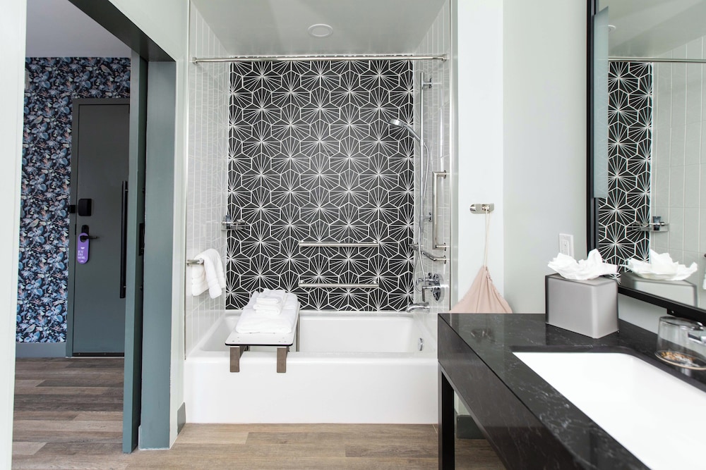 voco The Darwin Atlanta Midtown by IHG - photo 42
