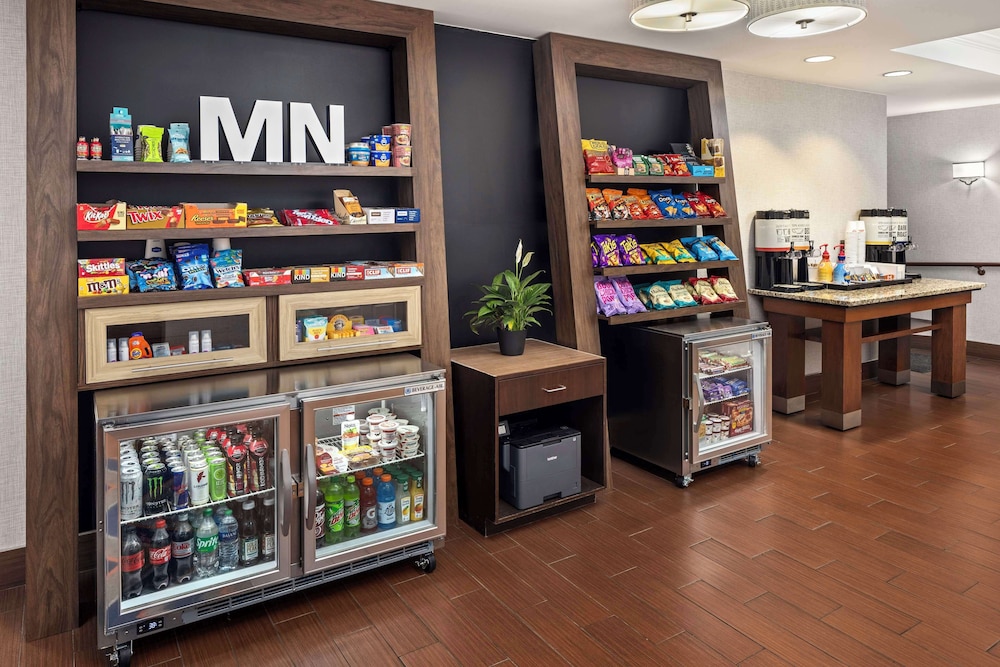 Hampton Inn Minneapolis NW Maple Grove - photo 25
