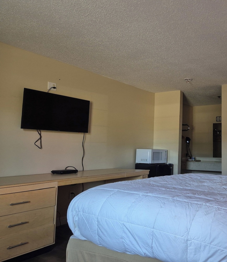 General Bragg Inn & Suites Chickamauga - photo 19