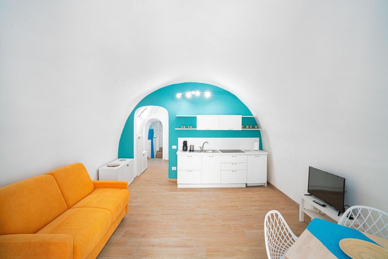Catacombe San Gaudioso Suite Bella M'briana — 4-Star Luxury Hotel in Naples, Italy