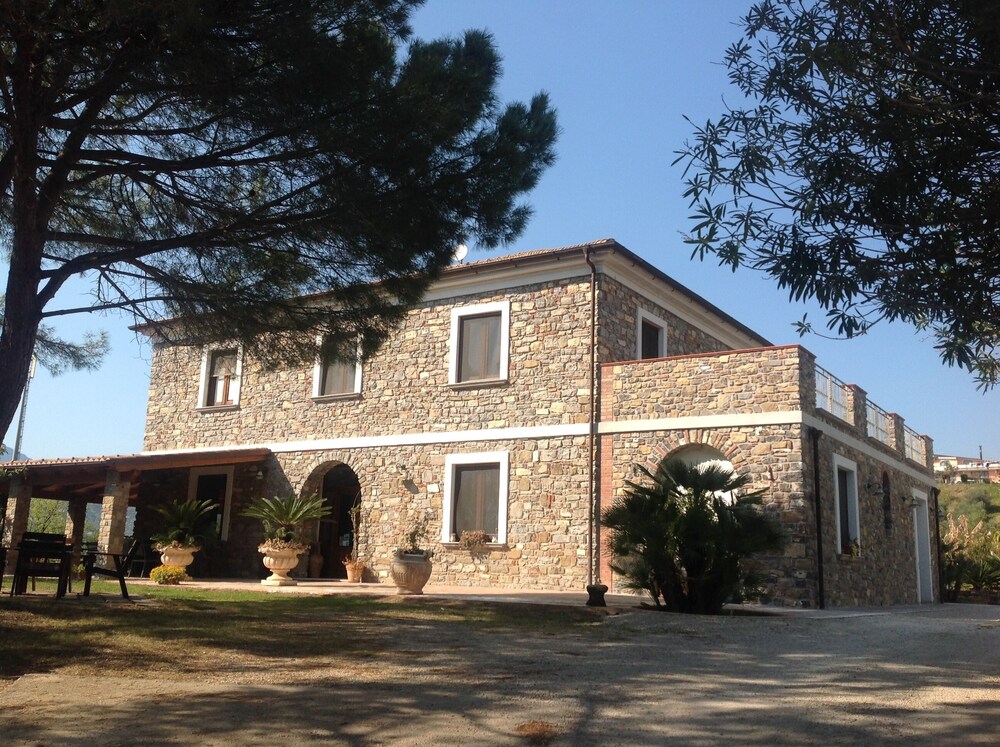 Anna dei Sapori — hotel in Castelnuovo Cilento