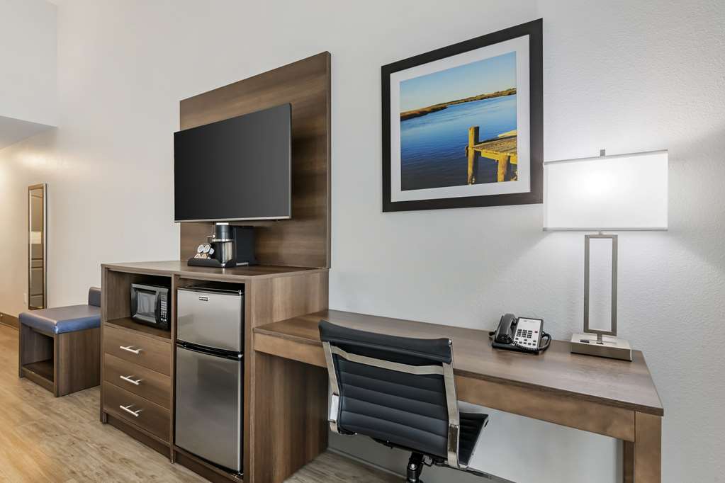 Best Western Plus First Coast Inn & Suites - photo 15