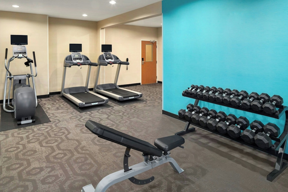 Fairfield Inn & Suites by Marriott Lima - photo 19