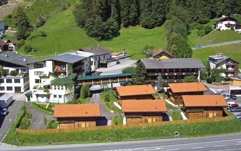 Apart Resort Fügenerhof — 4-Star Luxury Hotel in Fuegen, Austria
