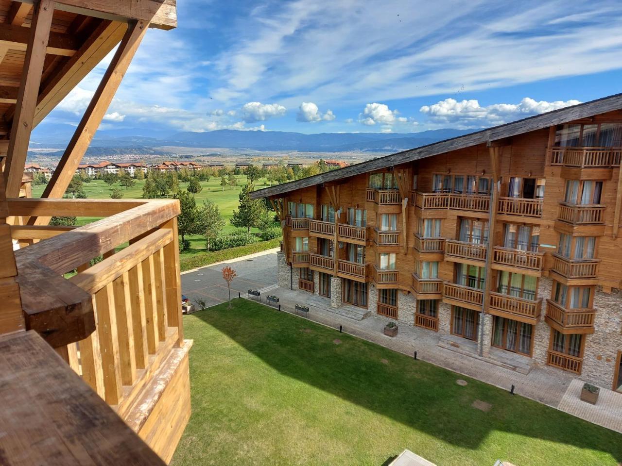 Airy Studio Pirin Golf Aparthotel SPA H2A92 — hotel in Razlog