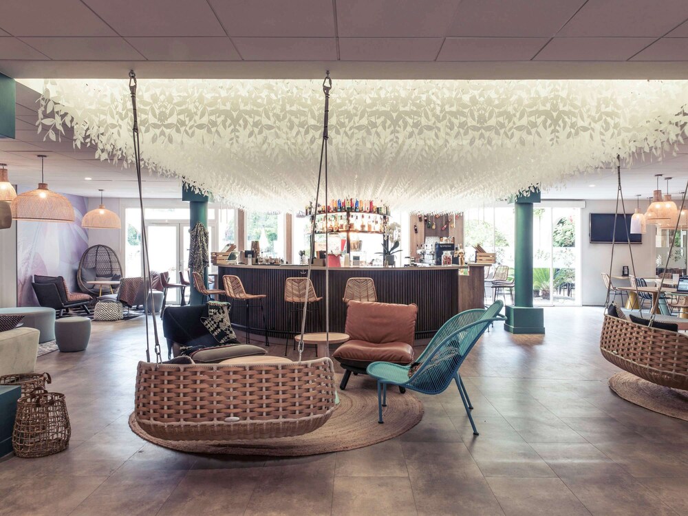 Mercure Antibes Sophia Antipolis - carbon neutral hotel in Valbonne
