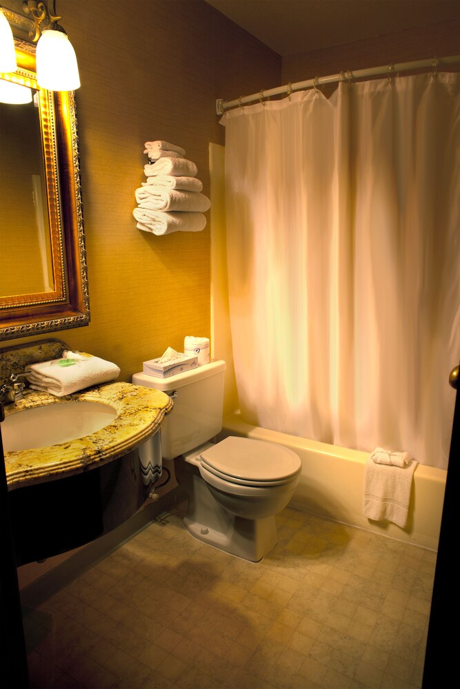 Western Village Inn & Casino by Peppermill Resorts - photo 6