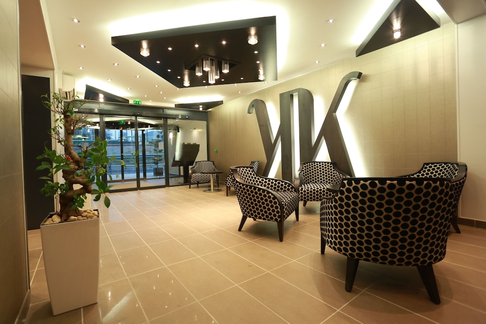 Le Konine — hotel in Montceau-Les-Mines