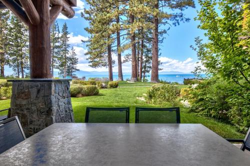 The PEAK Rubicon 11 The Ultimate in Lakefront Luxury — 4-Star Luxury Hotel in South Lake Tahoe, United States