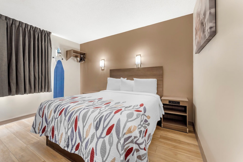 Red Roof Inn Johnstown - photo 9
