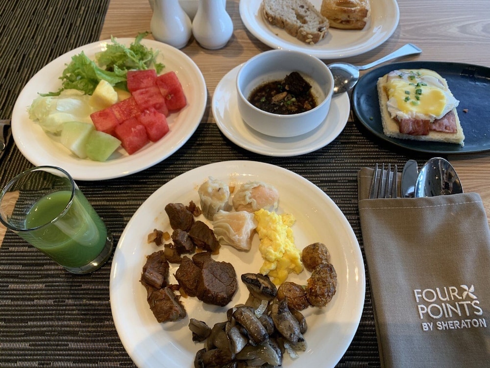 Four Points by Sheraton Greensboro Airport - photo 40