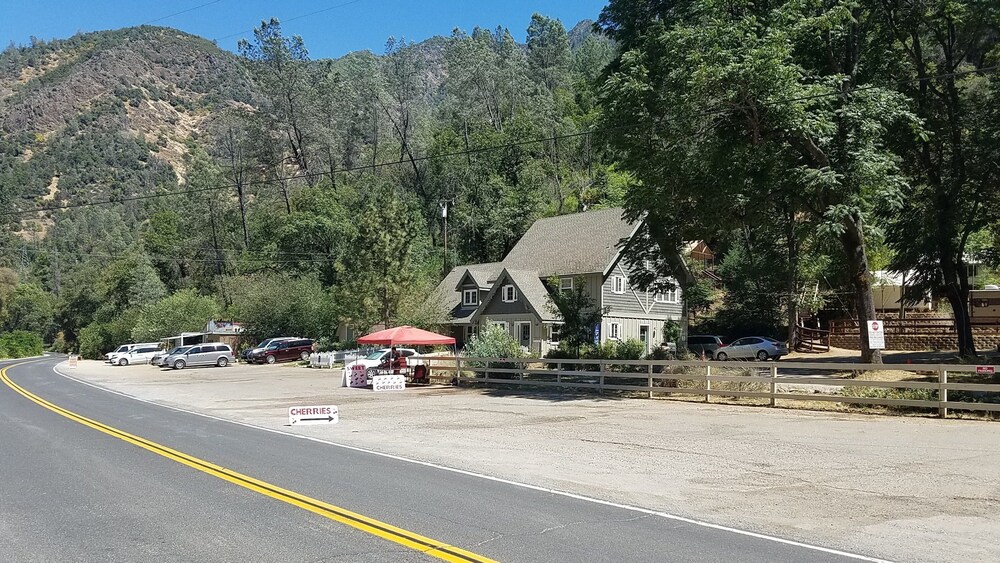 Indian Flat RV Park Tent Cabins & Cottages - photo 69