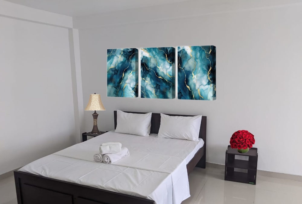 MPM Apartment Manawickrama Building — 4-Star Luxury Hotel in Kandy, Sri Lanka