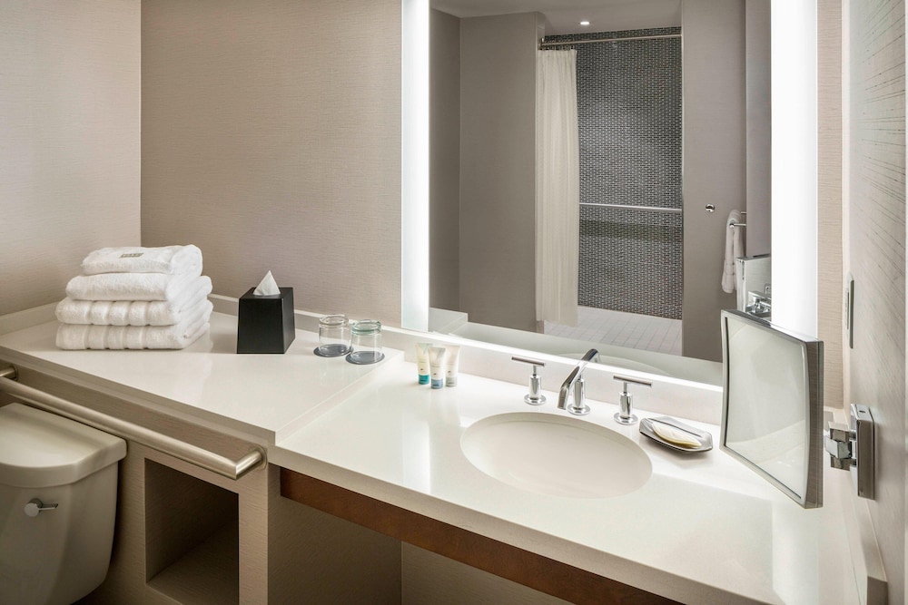 The Westin South Coast Plaza Costa Mesa - photo 29