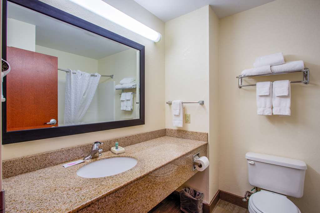 Best Western Nittany Inn Milroy - photo 14