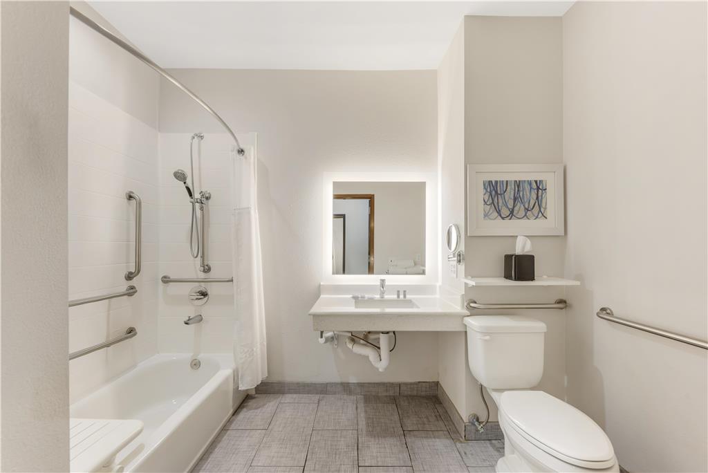 Best Western Green Oaks Inn & Suites - photo 27