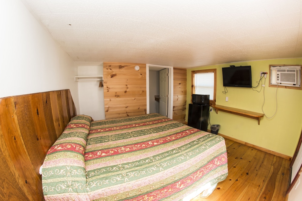 King Hendrick Motel - photo 15
