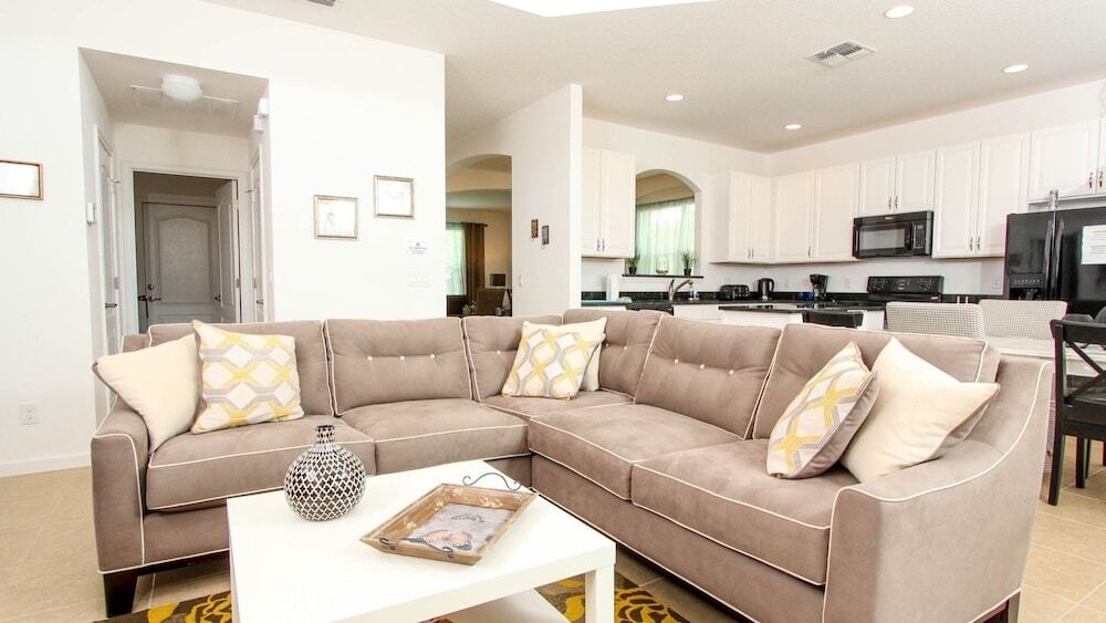 Beautiful 6 Bd Pool Spa Gm Solterra Resort 4396AC - photo 2