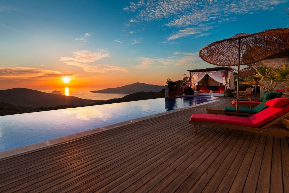 Villa Ilba — 4-Star Luxury Hotel in Kas, Turkey