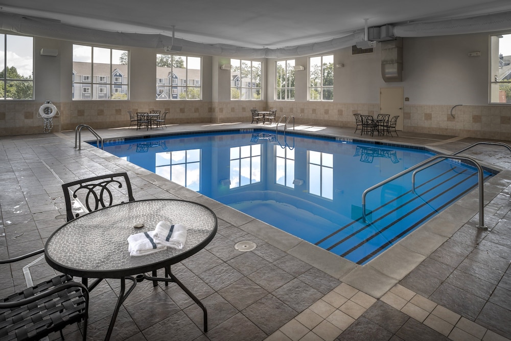 Holiday Inn Hotel & Suites Beckley by IHG - photo 16