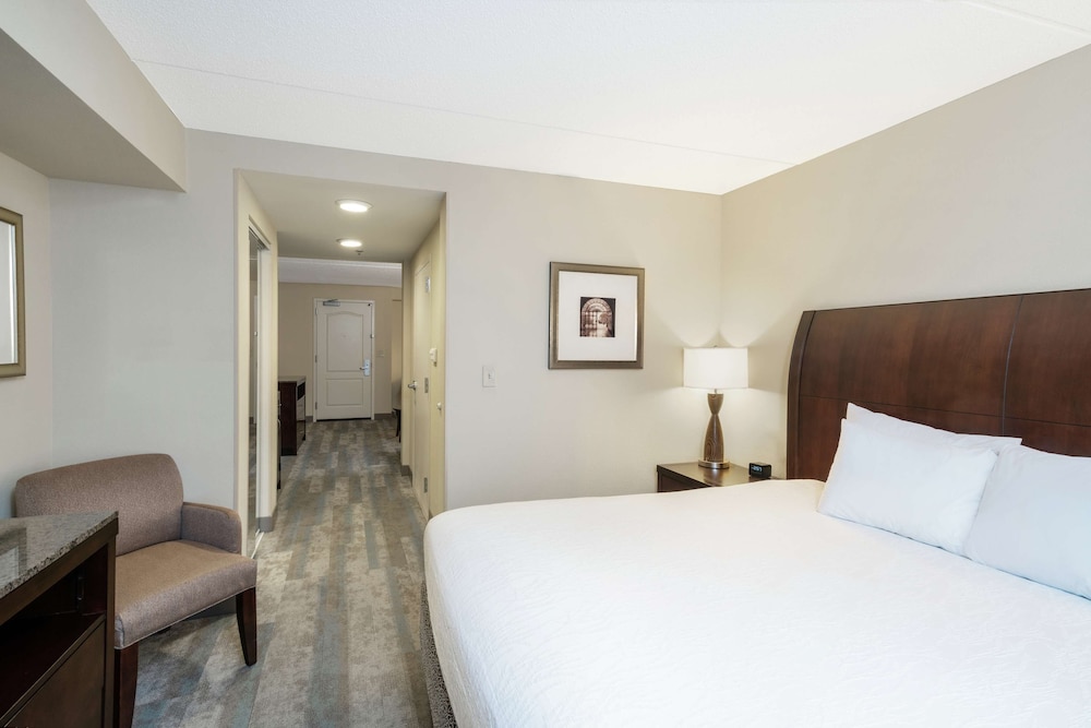 Hilton Garden Inn Richmond Airport - photo 17