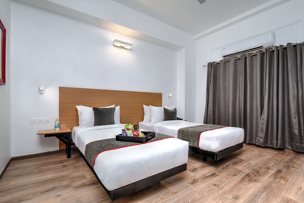 OYO Townhouse 044 Sector 14 Gurugram