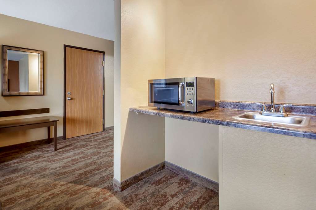 Econo Lodge Black Hills - photo 26