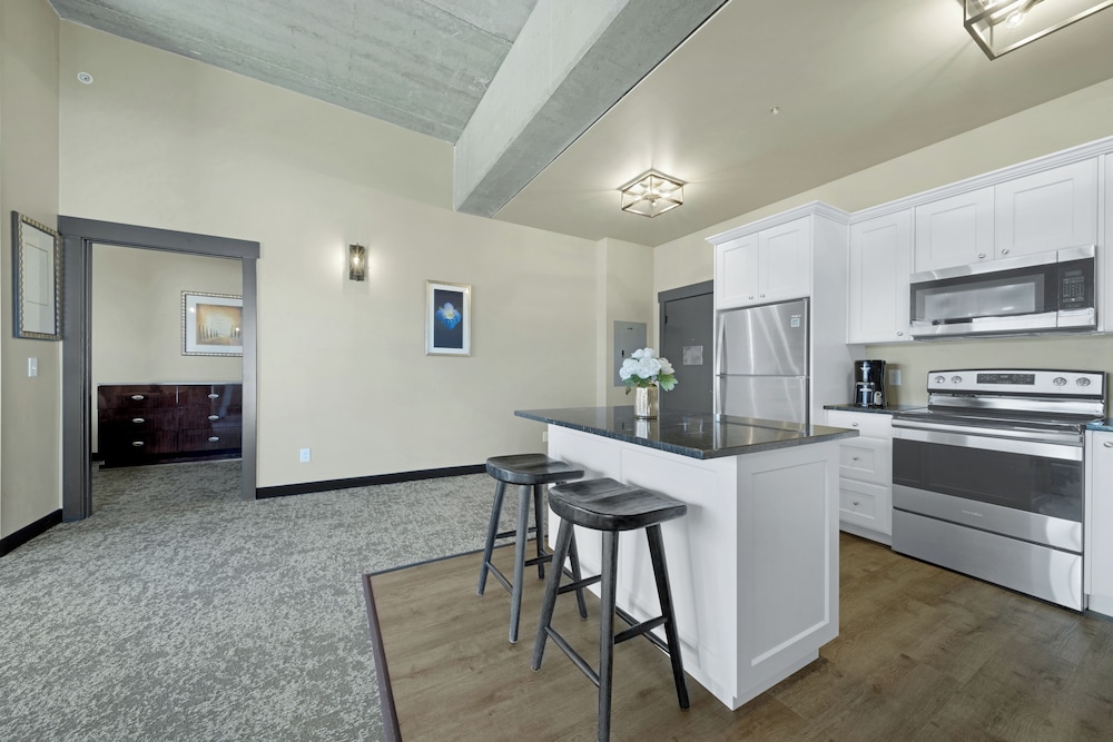 The Suites at Prairie Falls & Event Center - photo 31