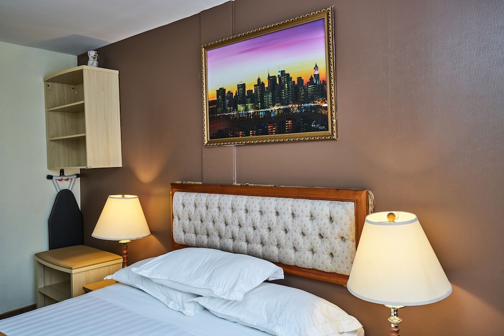Flushing Hotel - photo 19