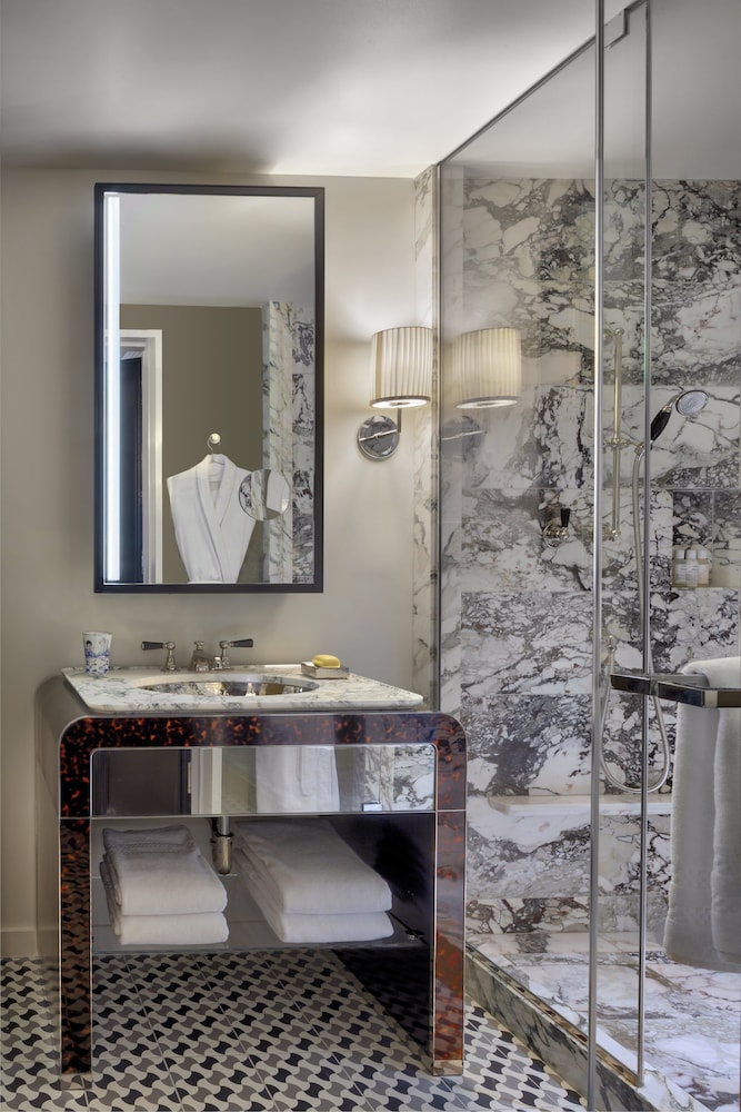 The Carlyle A Rosewood Hotel - photo 43