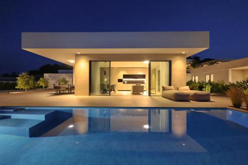 Cloud 9 D9 in Unknown City, Croatia