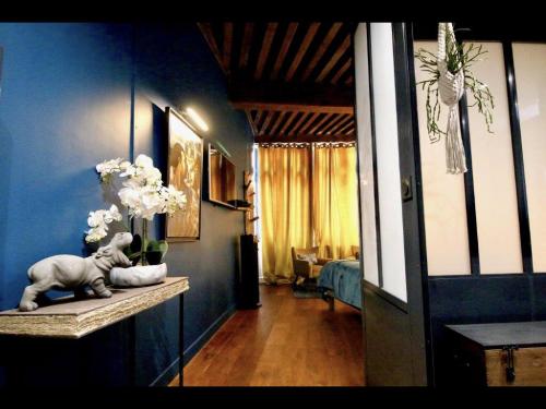 3e Secret En Plein Coeur Du Vieux Lyon — 4-Star Luxury Hotel in Lyon, France