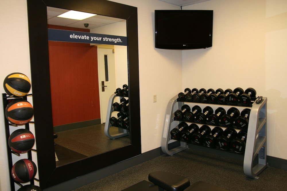 Hampton Inn Pine Grove - photo 44