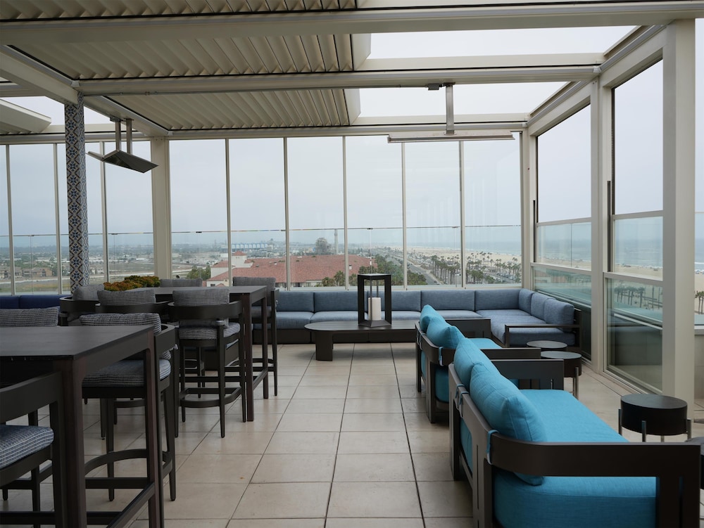 The Waterfront Beach Resort A Hilton Hotel - photo 239