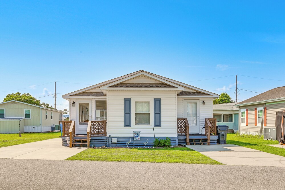 1 2 Mi to Ocean: Surfside Beach Resort Home - photo 23