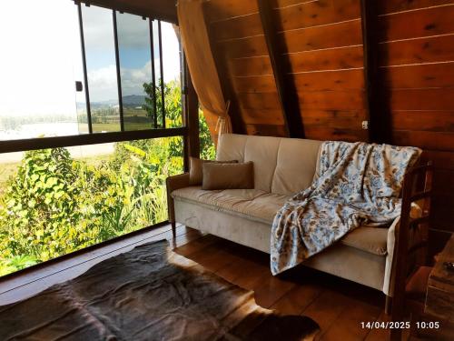 Cabana na rota do Cristo Protetor — hotel in Encantado