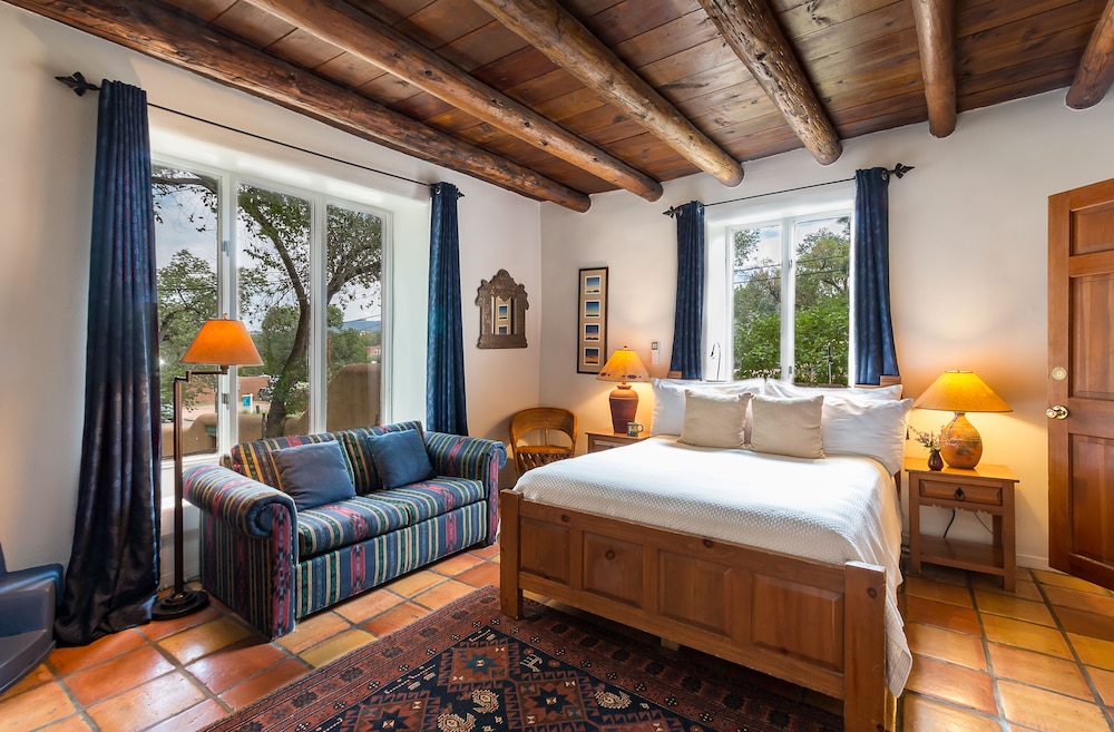Inn Of The Turquoise Bear - photo 37