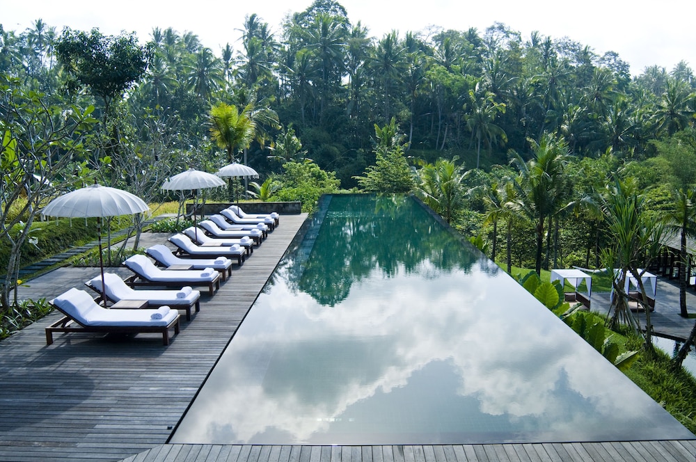 Komaneka at Bisma - carbon neutral hotel in Ubud