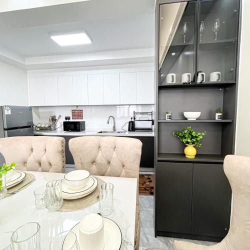 Modern Living Three Bedroom Apartment With Swimming Pool Fully Equipped Gym Ample Parking Space Children Playground And A Relaxing Rooftop With Breathtaking City Views
