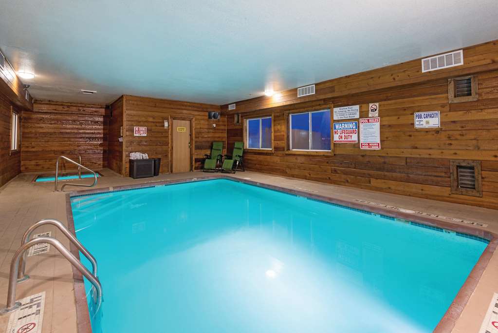 Baymont by Wyndham Henderson Northeast Denver - photo 8