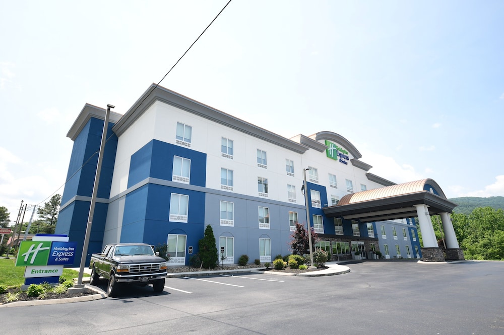 Holiday Inn Express & Suites Caryville by IHG — hotel in Caryville